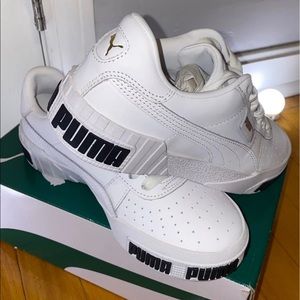 Puma Sneakers